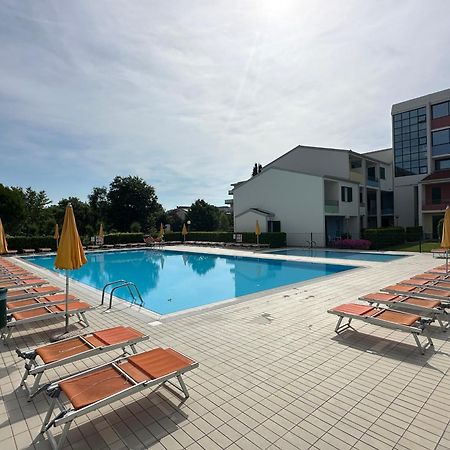 Villaggio Luna Swimmingpool- Agenzia Cocal Caorle Exterior photo