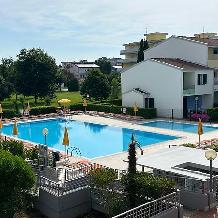 Villaggio Luna Swimmingpool- Agenzia Cocal Caorle Exterior photo