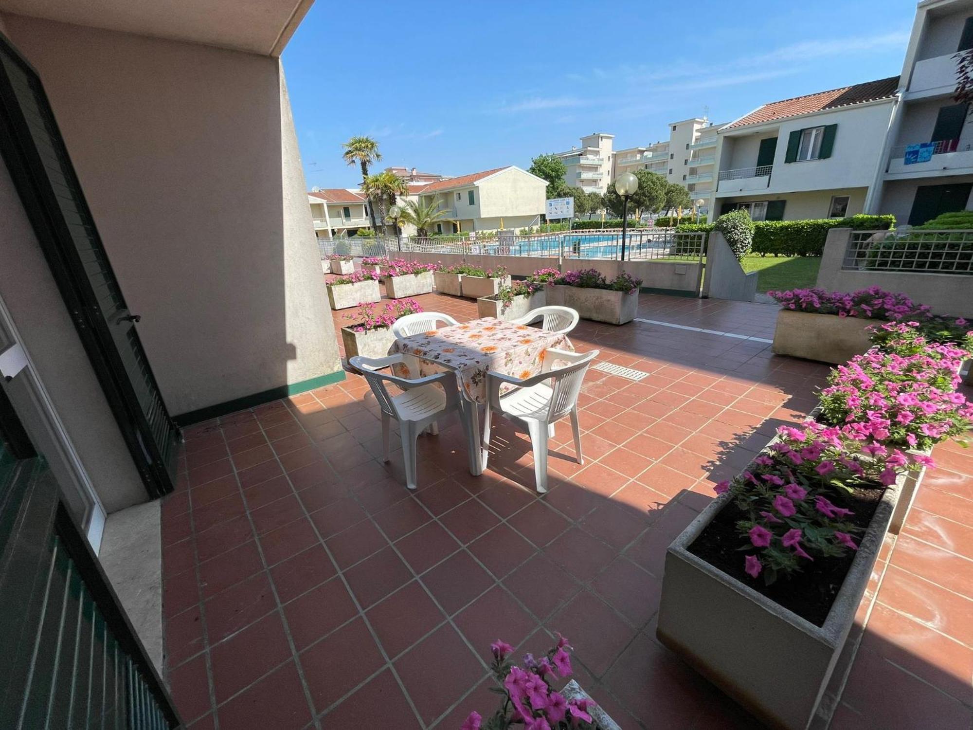 Villaggio Luna Swimmingpool- Agenzia Cocal Caorle Exterior photo