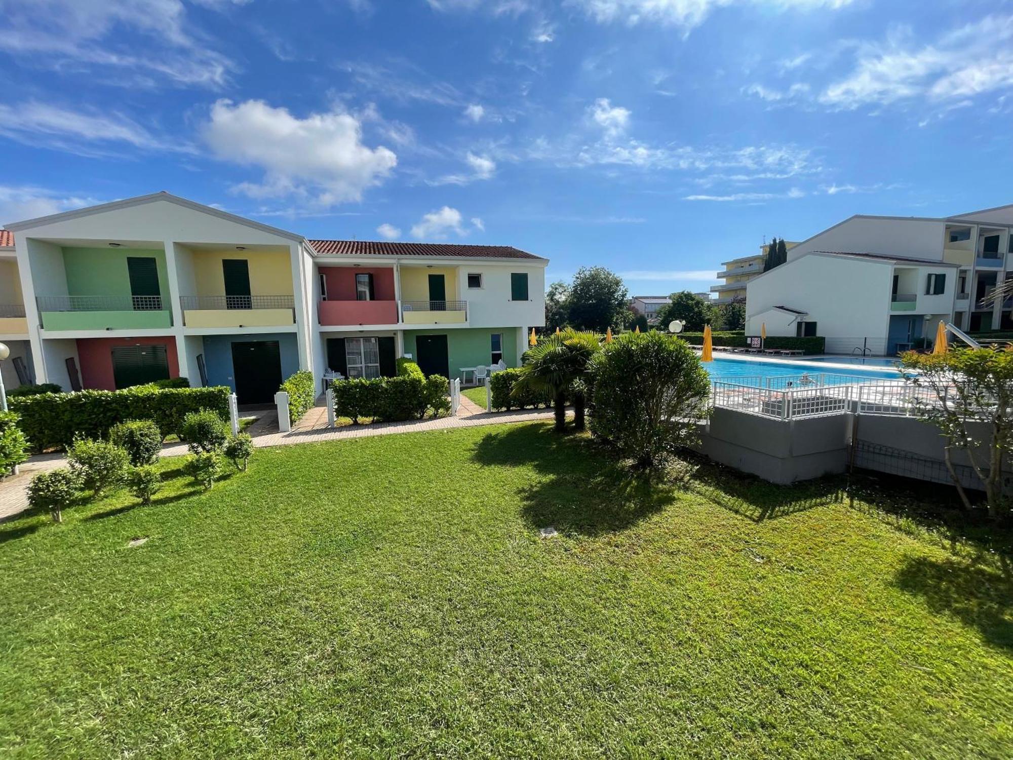 Villaggio Luna Swimmingpool- Agenzia Cocal Caorle Exterior photo