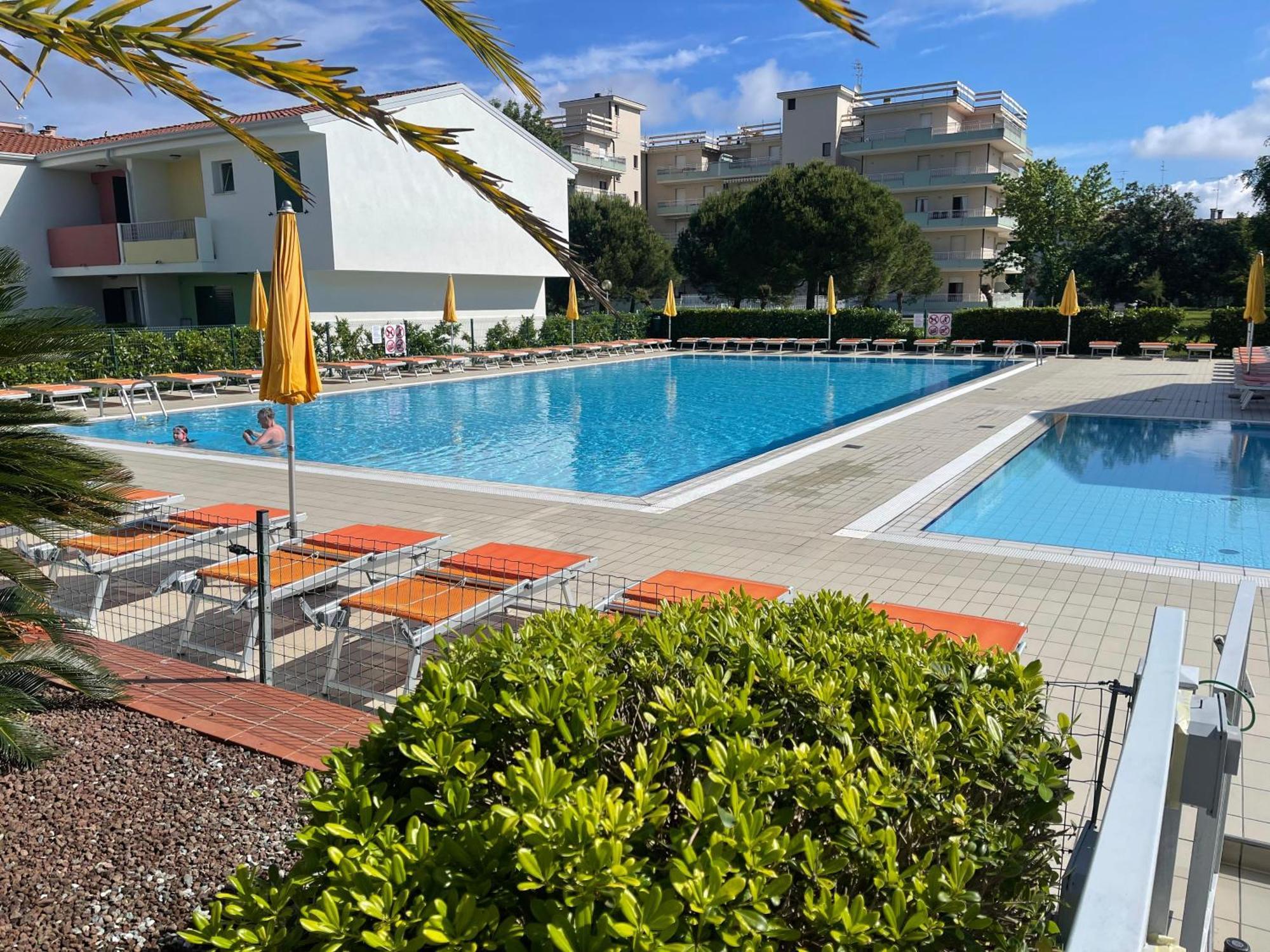 Villaggio Luna Swimmingpool- Agenzia Cocal Caorle Exterior photo