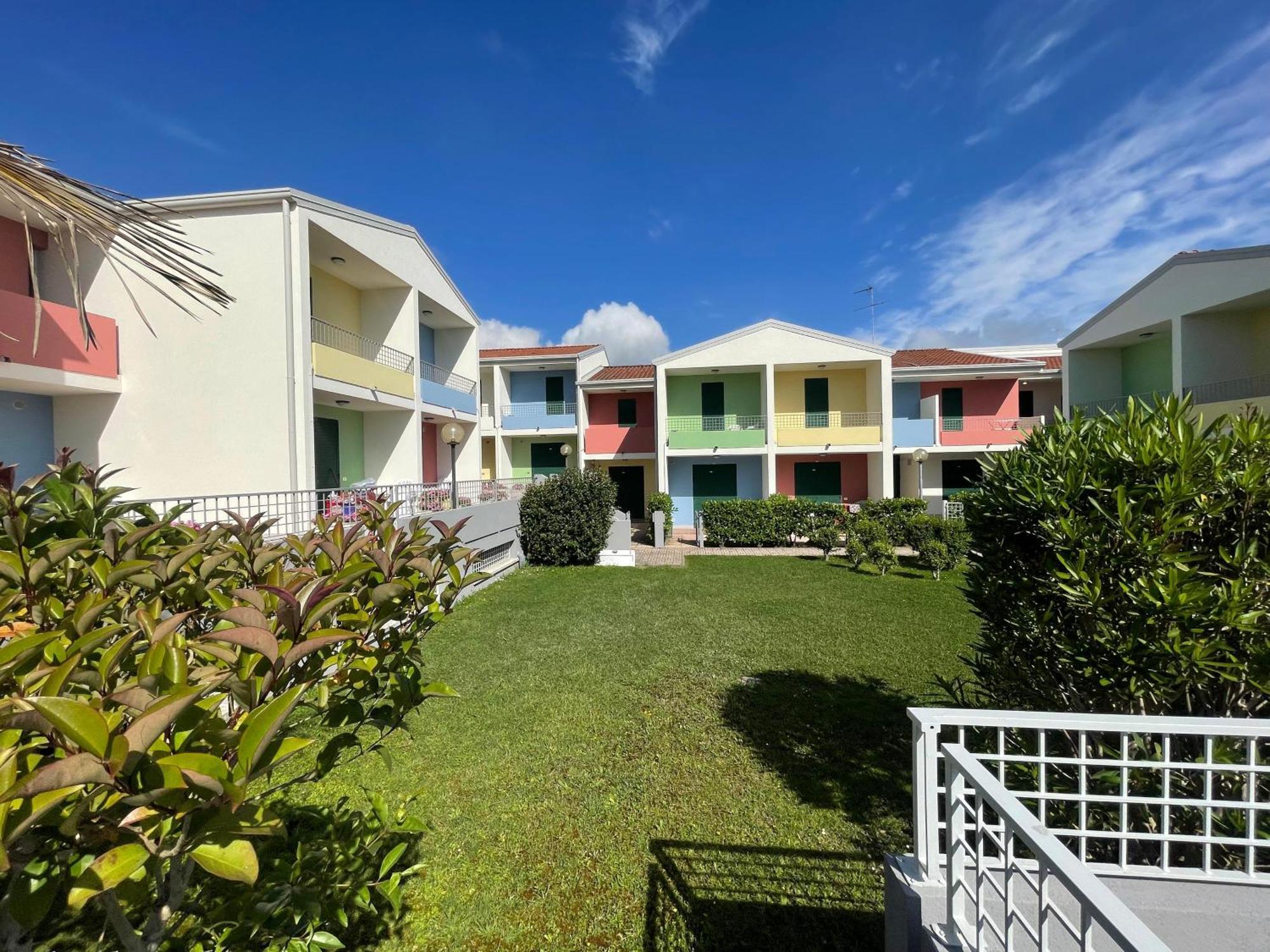 Villaggio Luna Swimmingpool- Agenzia Cocal Caorle Exterior photo
