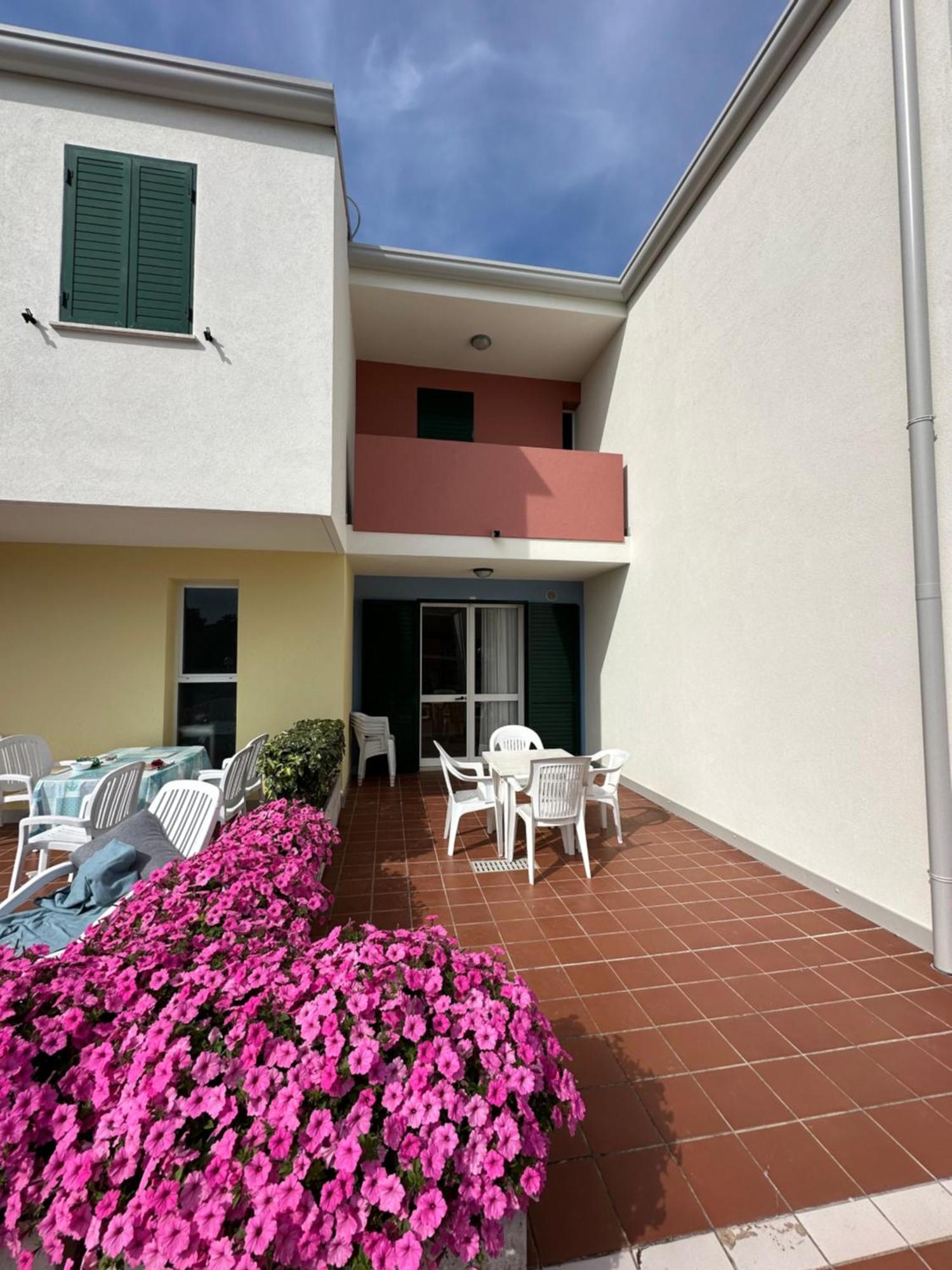 Villaggio Luna Swimmingpool- Agenzia Cocal Caorle Exterior photo